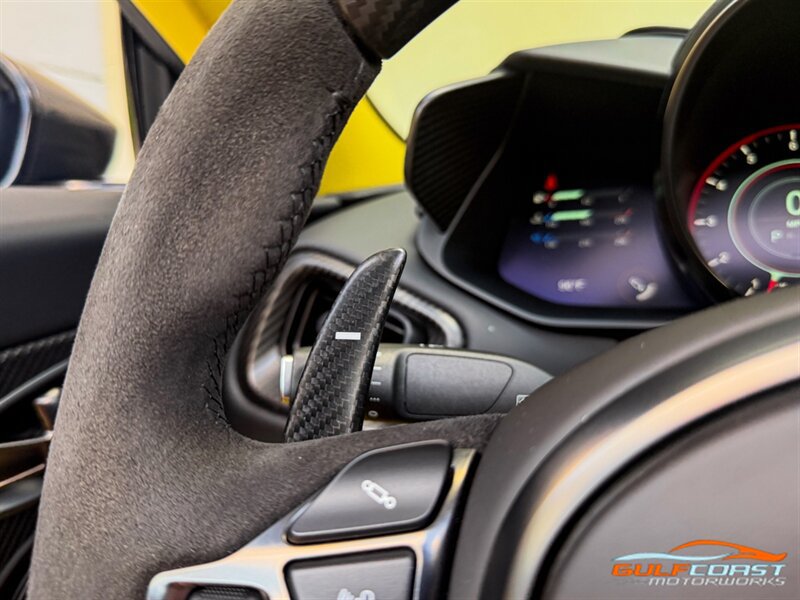 Used 2023 Aston Martin DBS Superleggera Volante RWD image 33