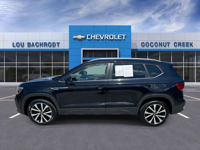 Used 2024 Volkswagen Taos SE FWD image 5