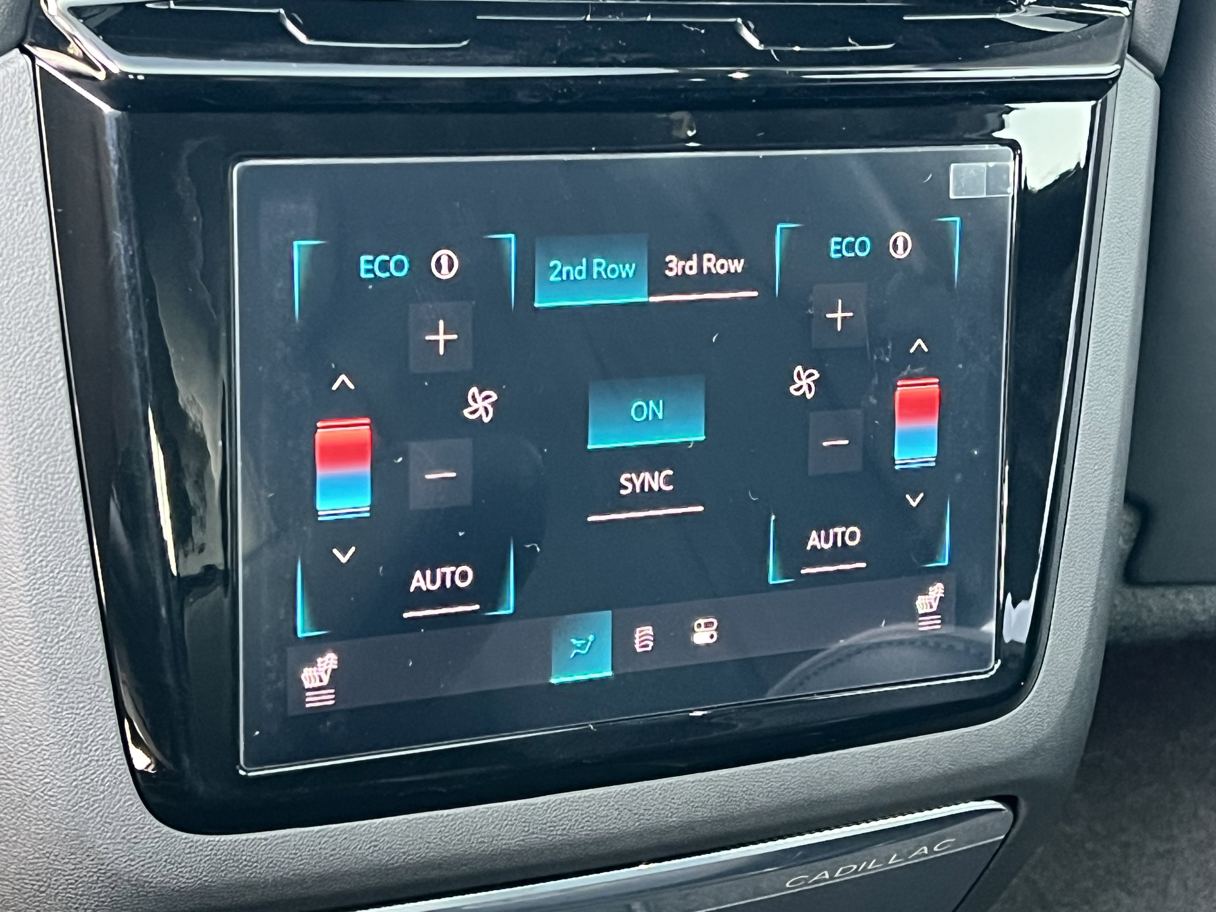 New 2025 Cadillac Escalade IQ Sport 2 w/ LPO, ONYX Package AWD/4WD image 22