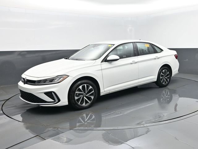 Used 2025 Volkswagen Jetta S FWD image 1