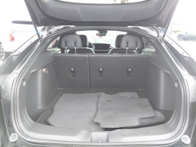 Used 2024 Buick Envista Sport Touring w/ Convenience I Package FWD image 6