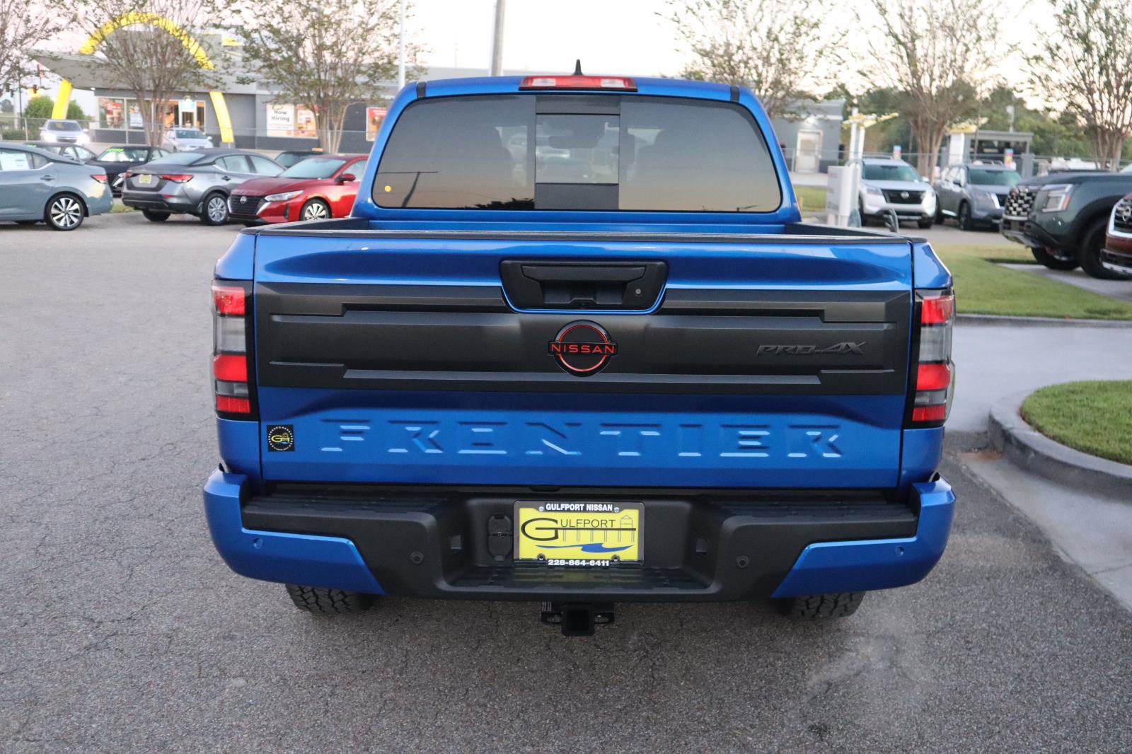 New 2026 Nissan Frontier 4x4 Crew Cab image 8