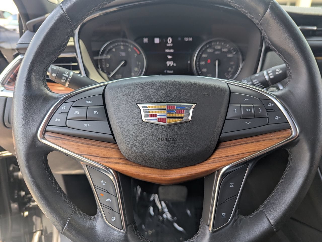 Certified 2023 Cadillac XT5 Premium Luxury w/ Technology Package AWD/4WD image 29