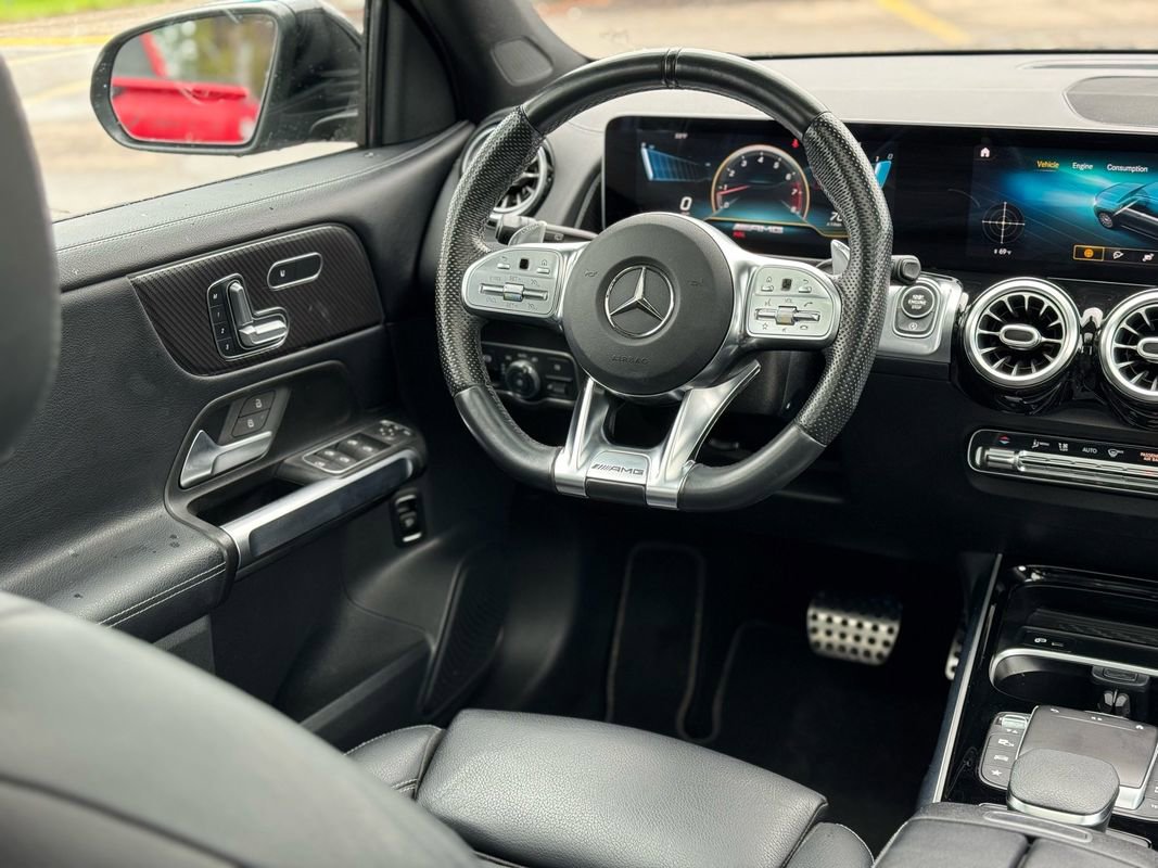 Used 2021 Mercedes-Benz GLB 35 AMG 4MATIC w/ Parking Assistance Package image 15