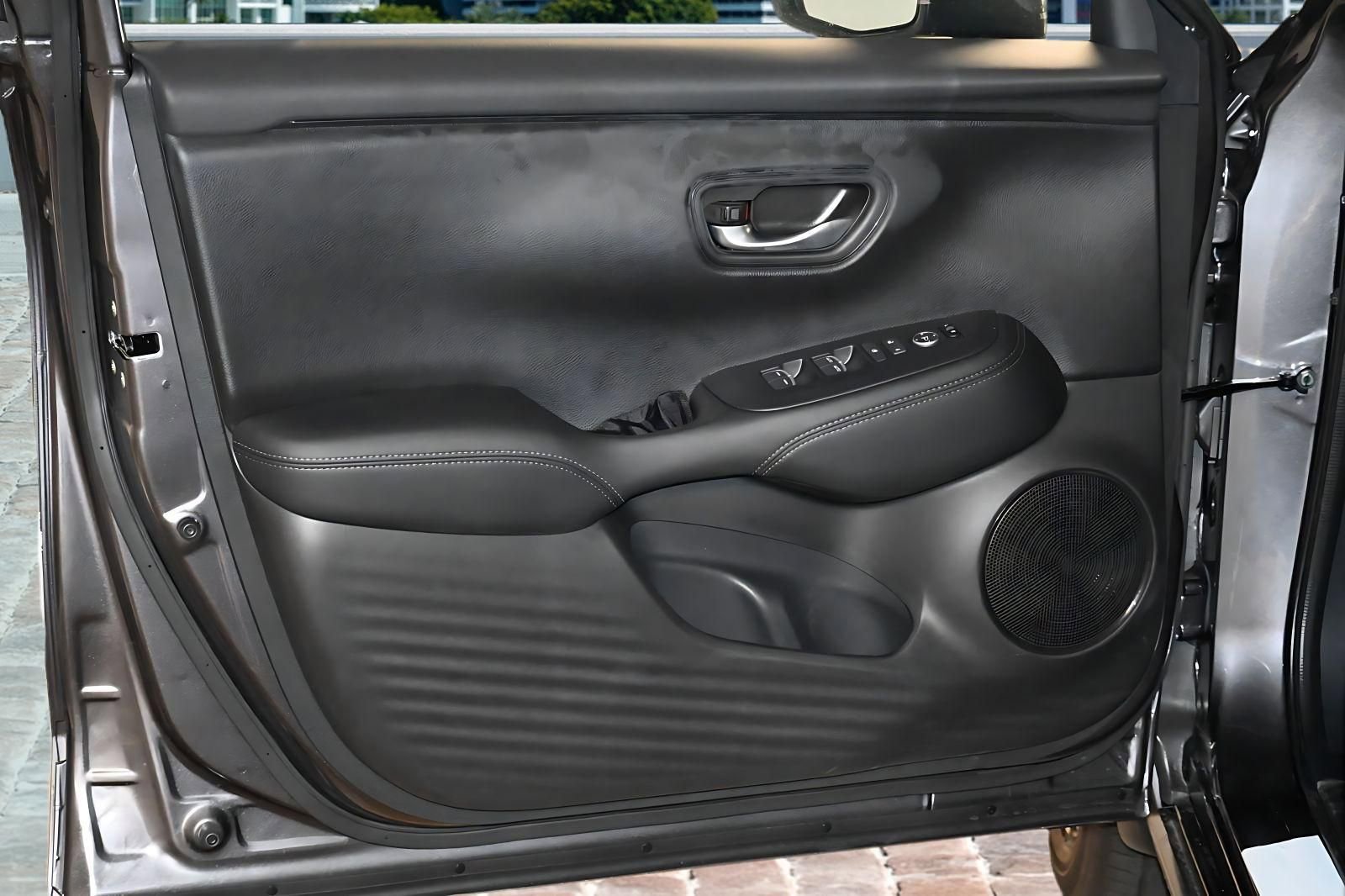 New 2026 Honda HR-V EX-L image 11