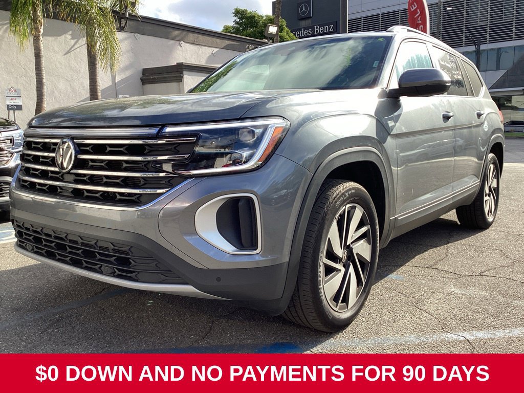 Used 2025 Volkswagen Atlas SE FWD image 1