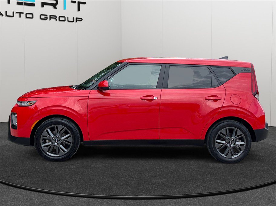 Used 2021 Kia Soul S FWD image 5