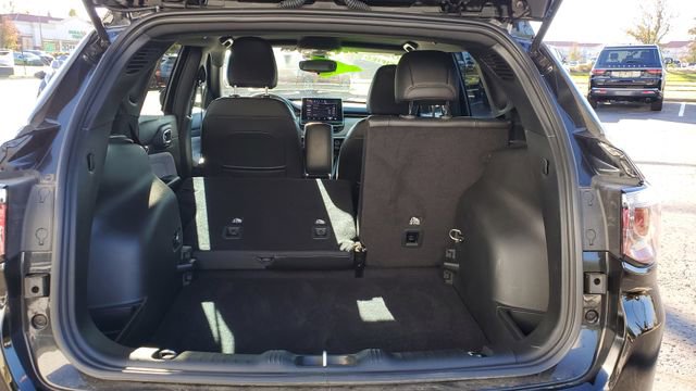 Certified 2024 Jeep Compass Latitude image 23