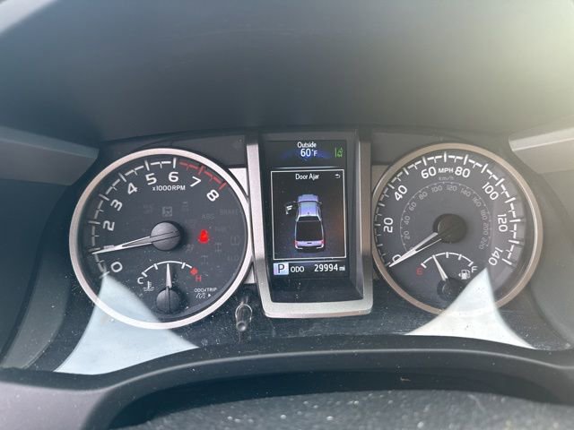Used 2022 Toyota Tacoma SR5 image 11