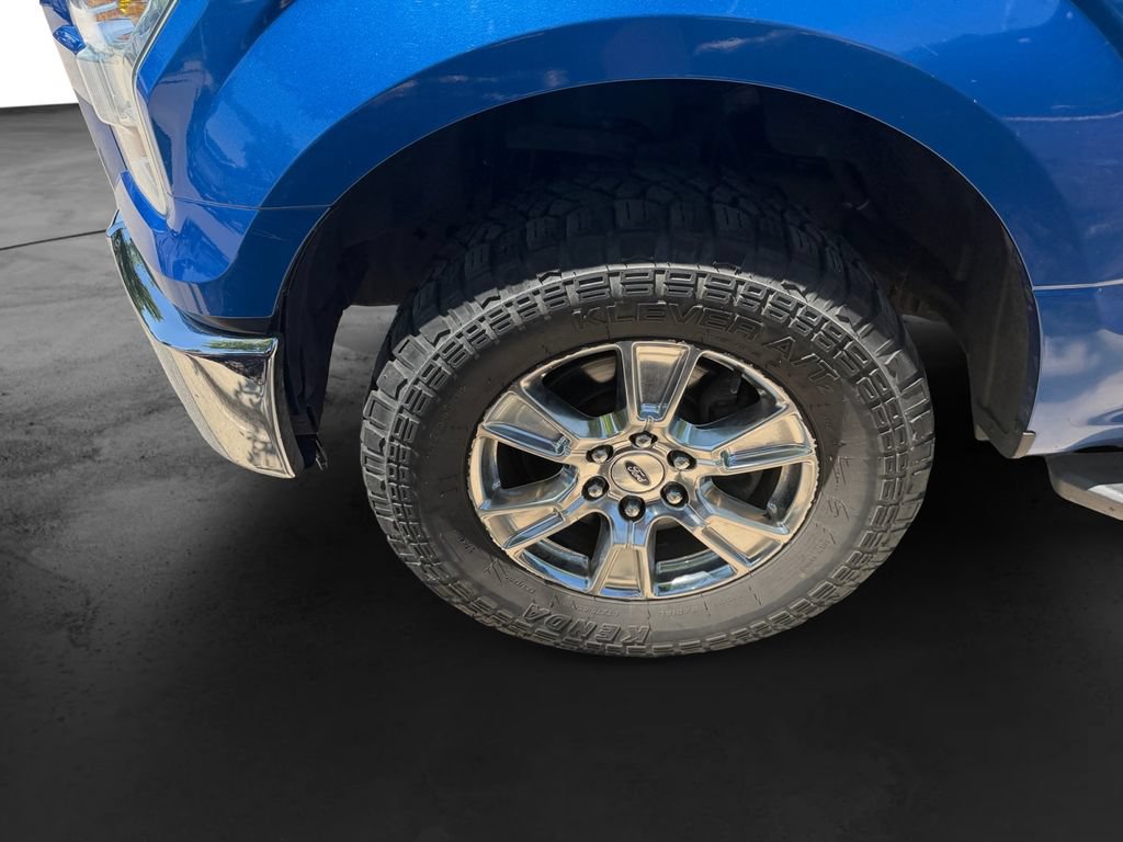 Used 2015 Ford F150 XLT w/ Equipment Group 301A Mid AWD/4WD image 12