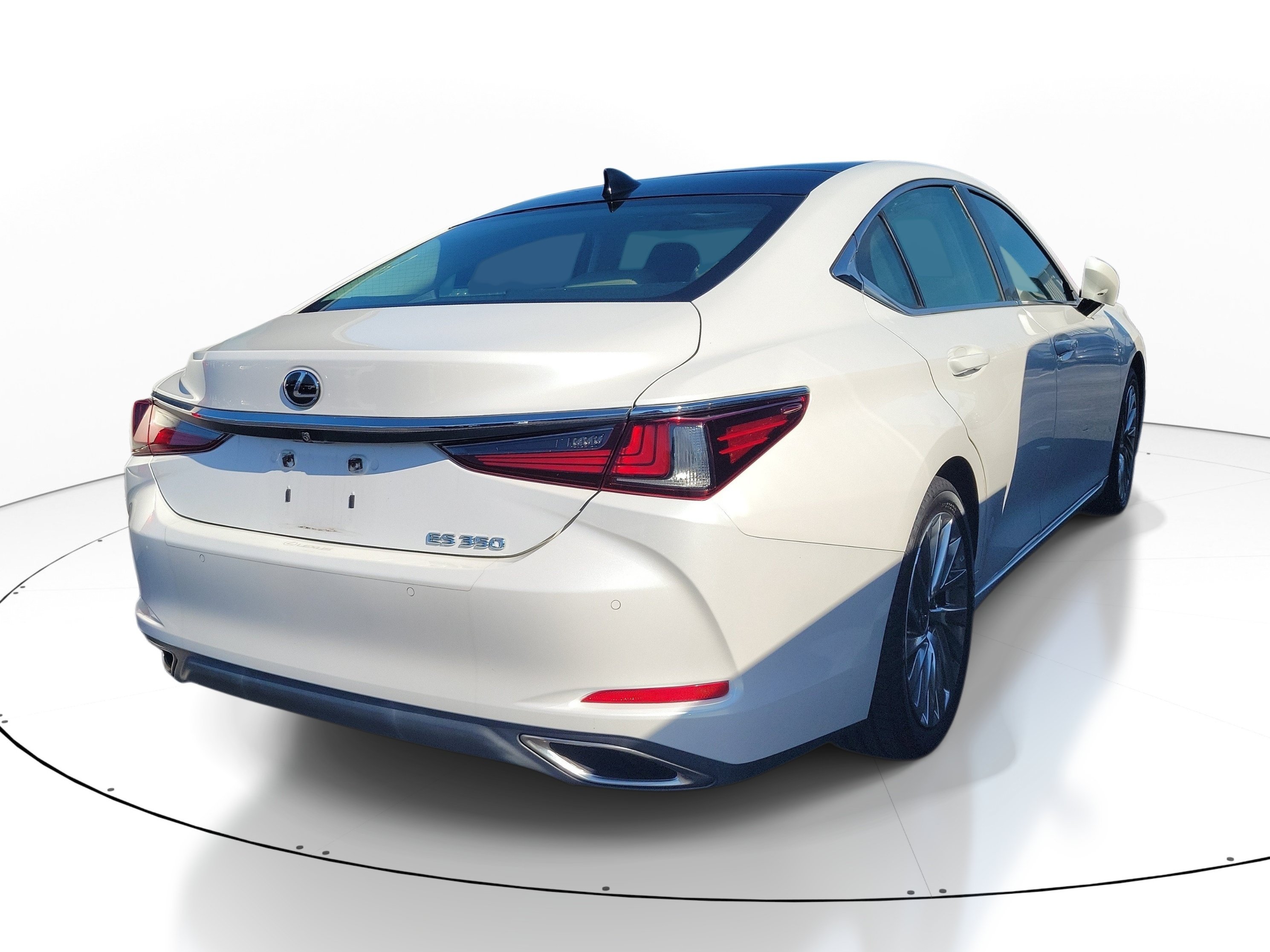 Used 2021 Lexus ES 350 Ultra Luxury w/ Accessory Package 2 FWD image 7