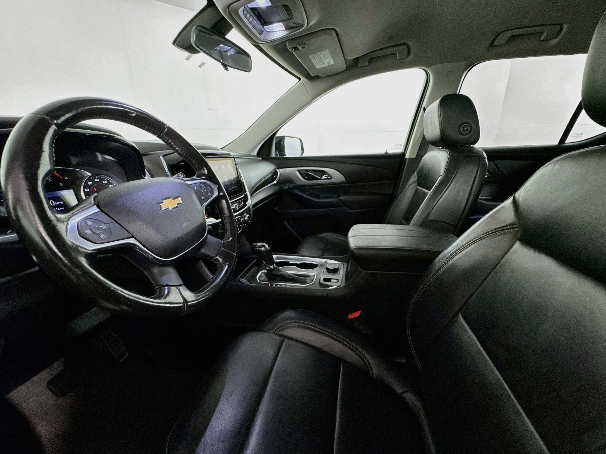 Used 2020 Chevrolet Traverse LT FWD image 20