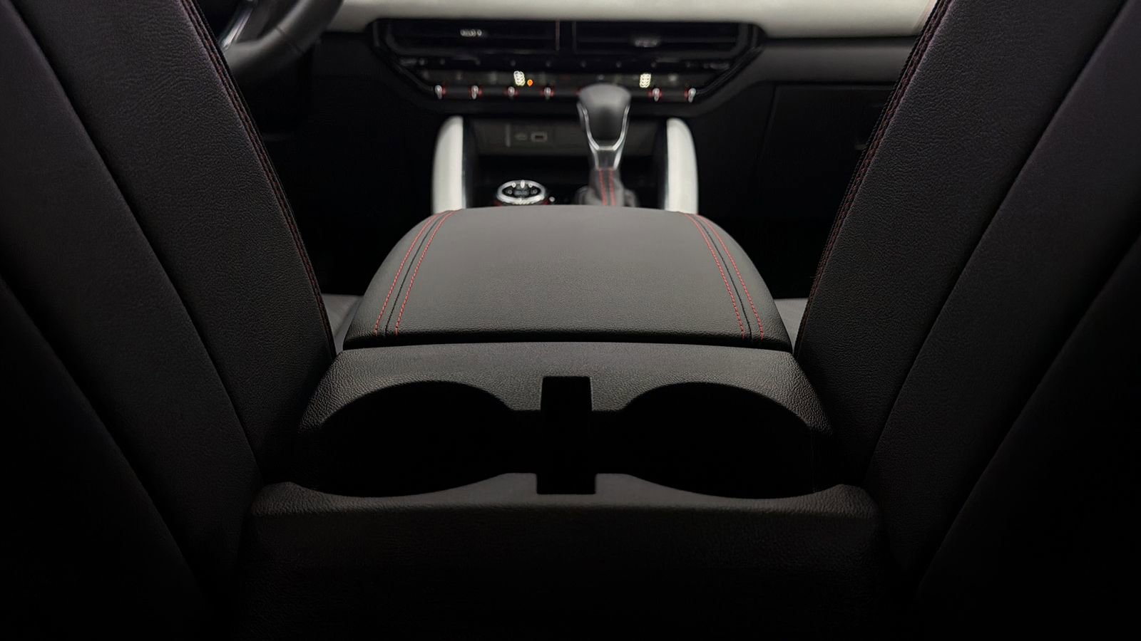 Used 2024 GMC Canyon AT4X image 35