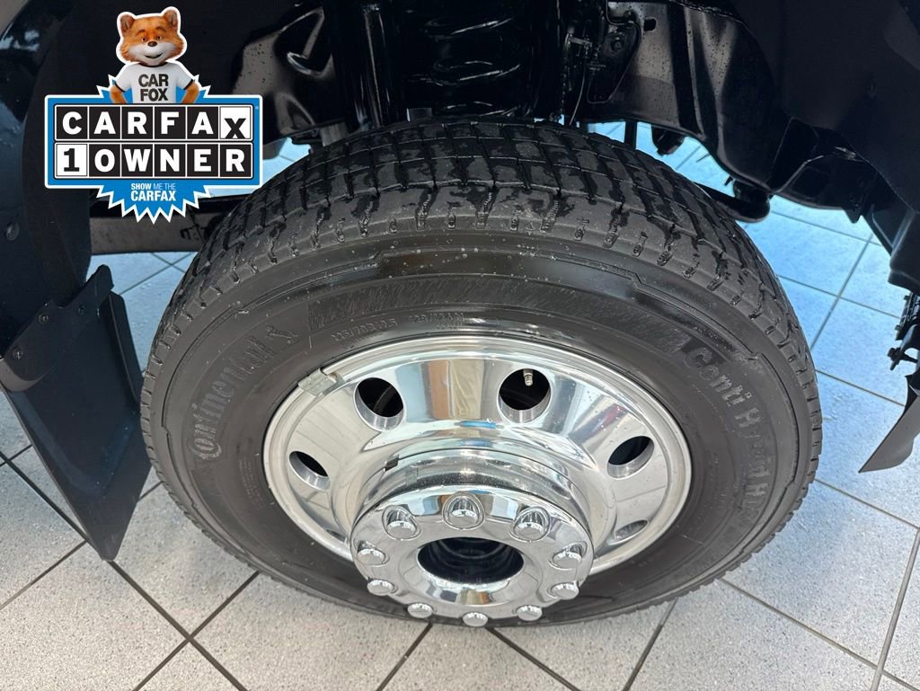 Used 2023 Ford F450 Platinum w/ FX4 Off-Road Package AWD/4WD image 24