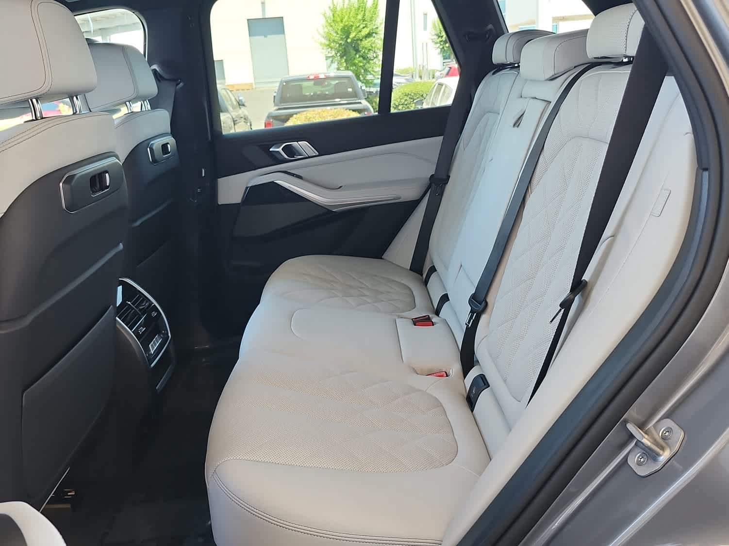 New 2026 BMW X5 sDrive40i w/ M Sport Package RWD image 27
