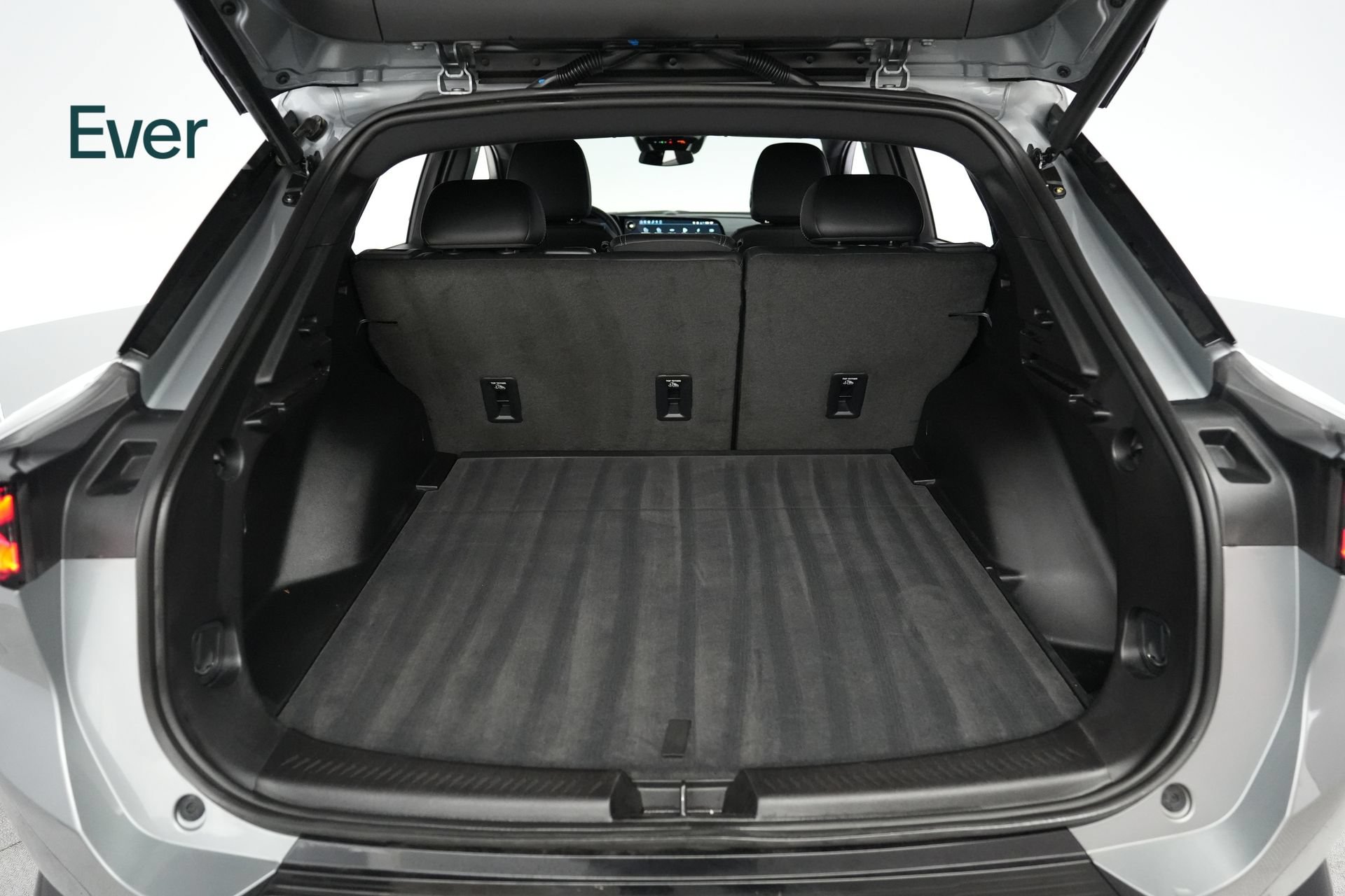 Used 2024 Chevrolet Equinox EV LT FWD image 8