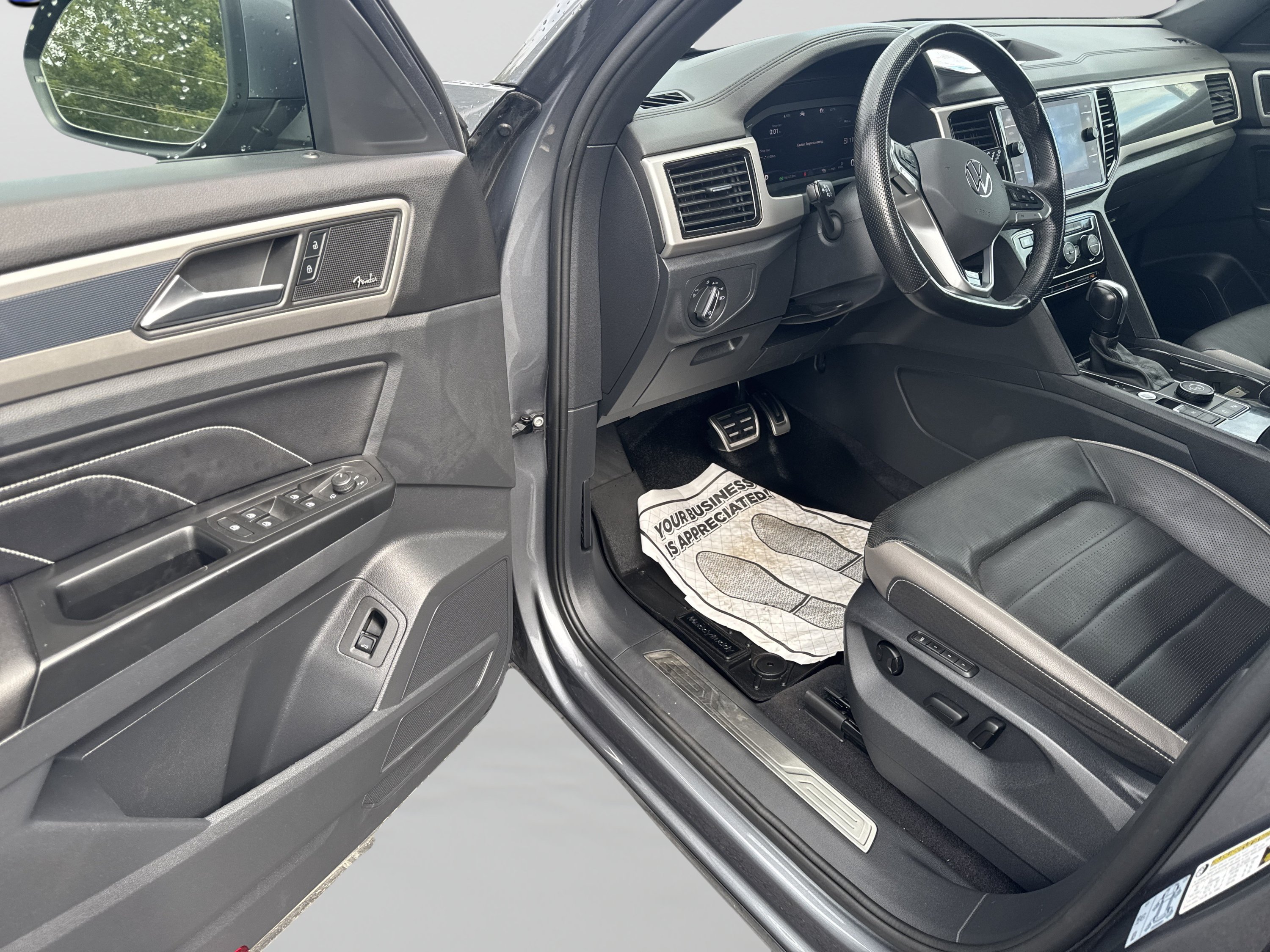 Used 2020 Volkswagen Atlas Cross Sport SEL Premium R-Line AWD/4WD image 11