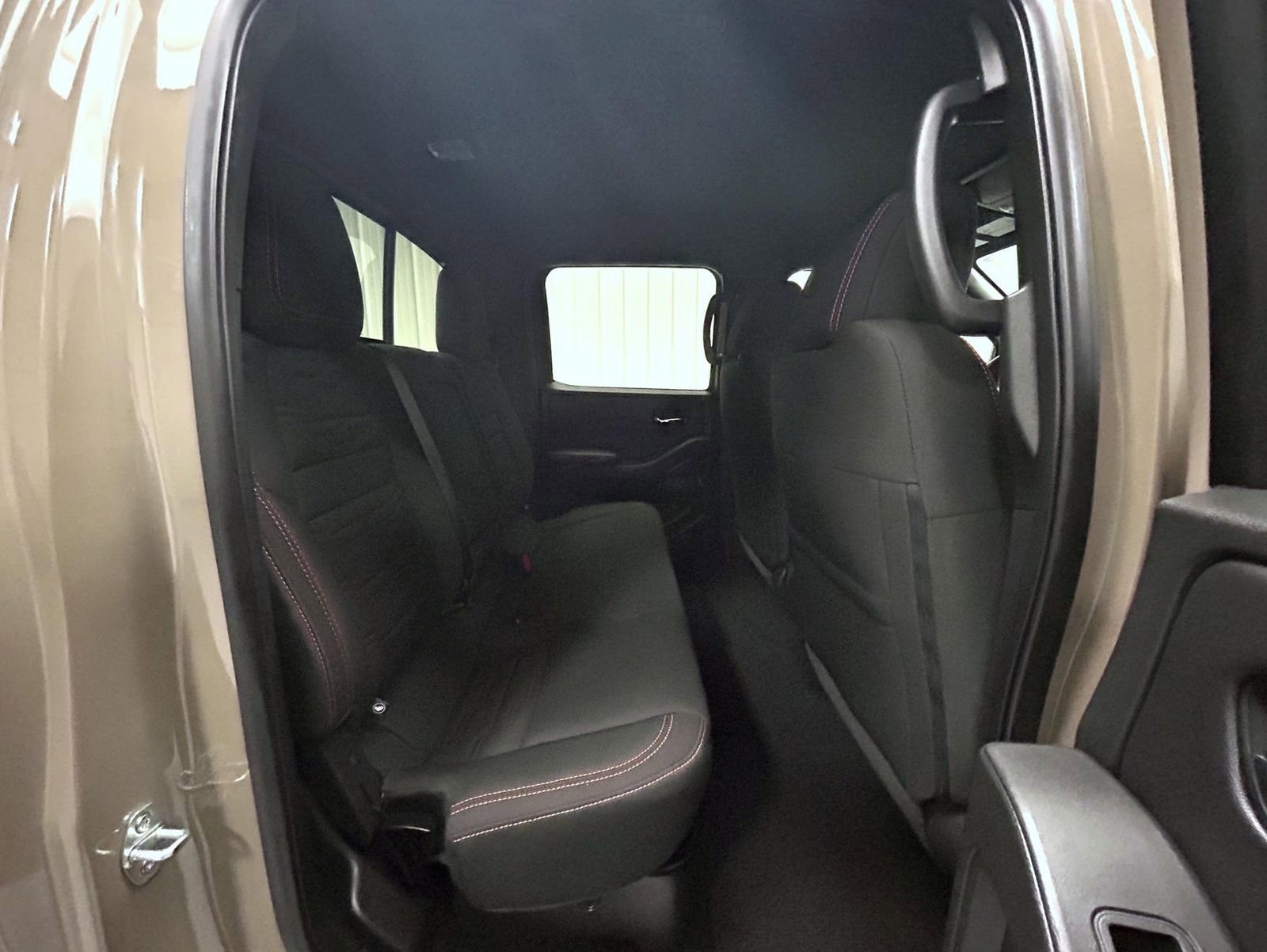 Used 2024 Nissan Frontier PRO-4X w/ Technology Package image 18