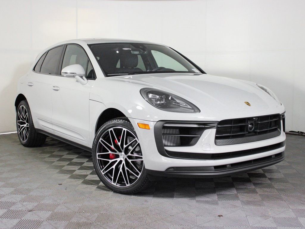 Certified 2026 Porsche Macan S image 9