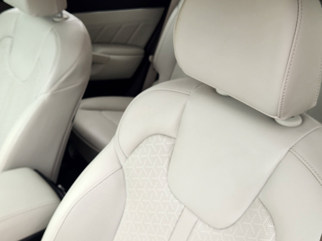 Certified 2022 Kia Sorento SX Prestige image 16