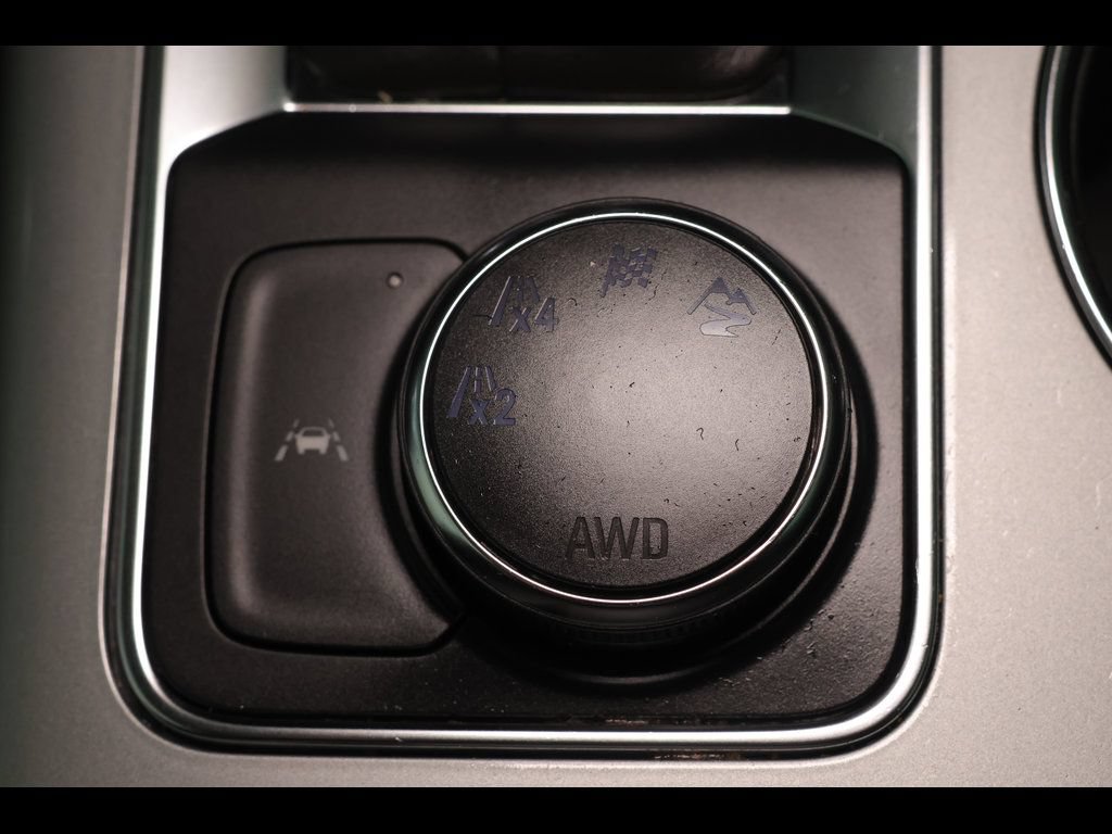 Used 2023 Chevrolet Blazer LT AWD/4WD image 27