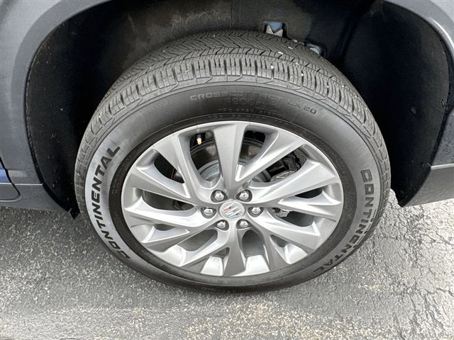Certified 2025 Buick Enclave Preferred w/ LPO, Floor Liner Package FWD image 33