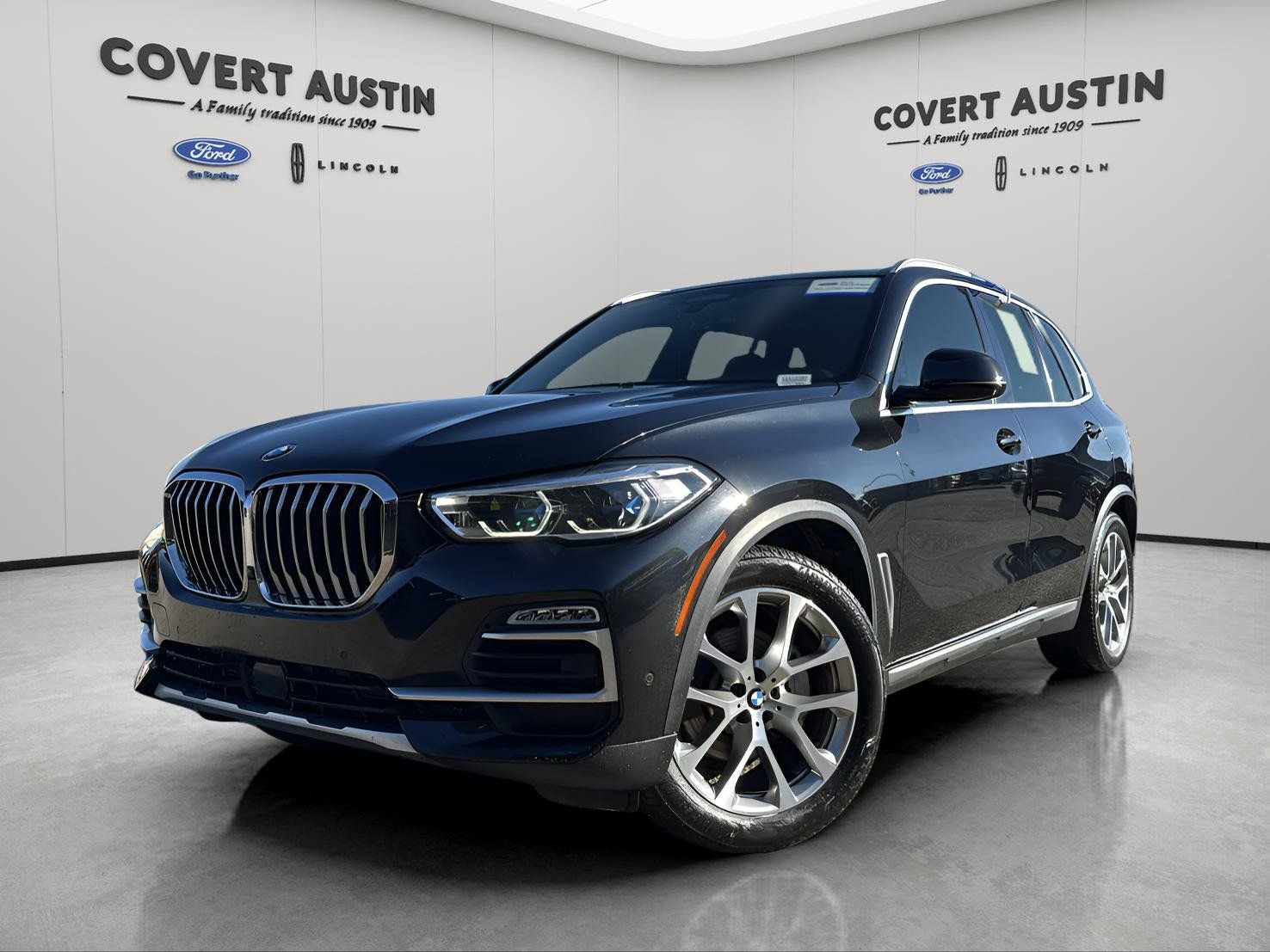 Used 2019 BMW X5 xDrive40i w/ Executive Package image 1