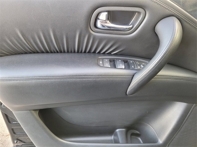 Used 2023 Nissan Armada SV image 35