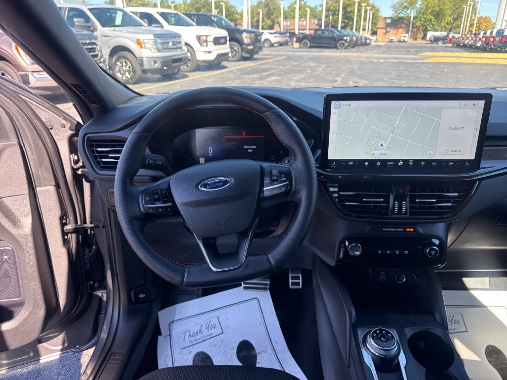 Used 2024 Ford Escape ST-Line w/ Tech Pack #1 AWD/4WD image 30