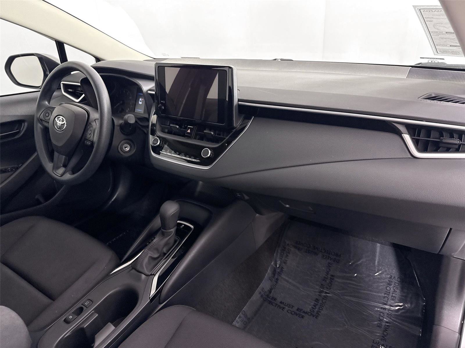 Used 2023 Toyota Corolla LE image 39