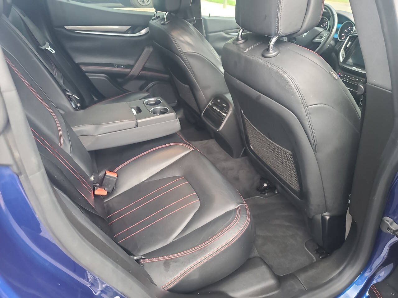 Used 2017 Maserati Ghibli S RWD image 32