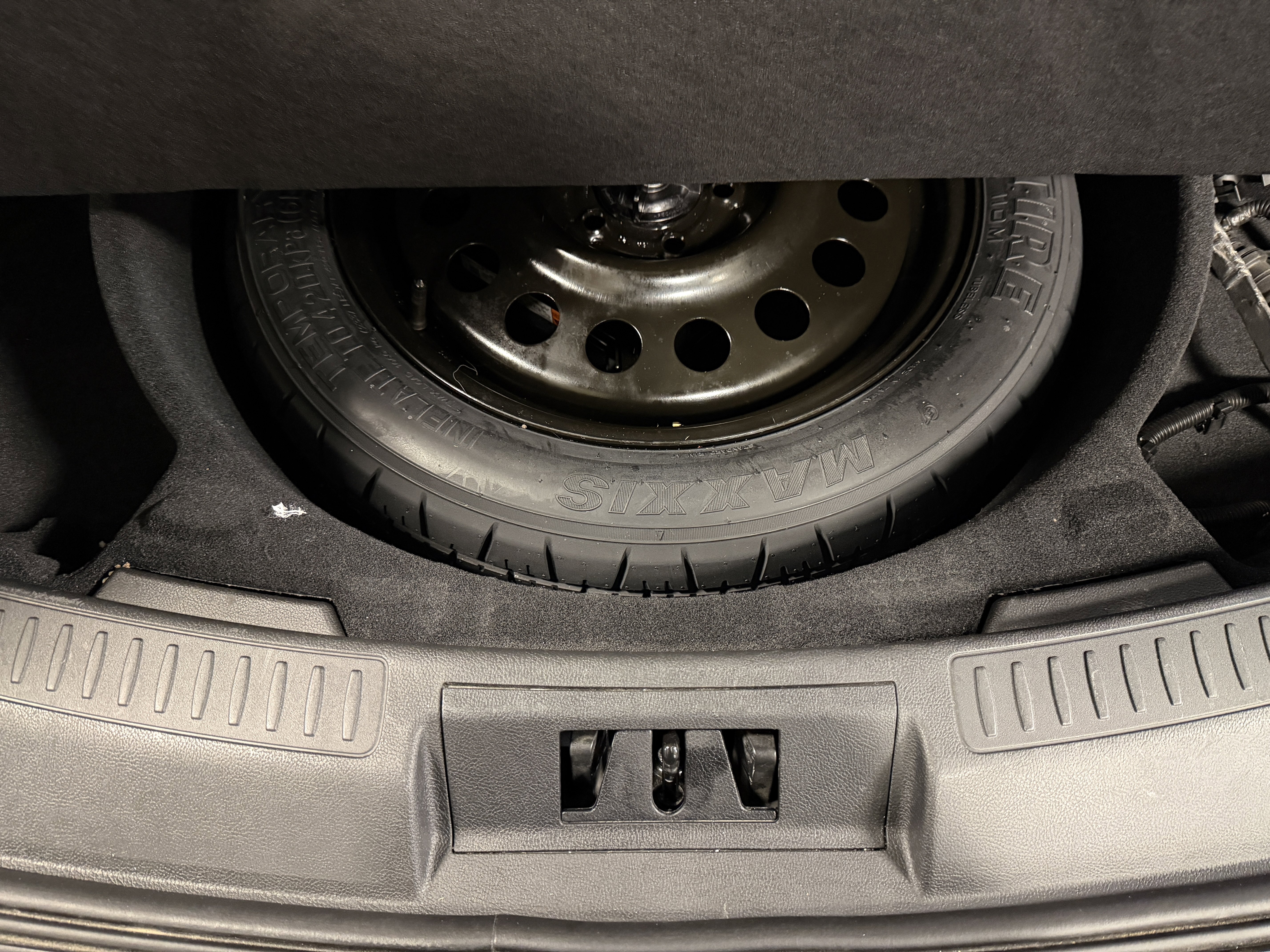 Used 2023 Lincoln Corsair Reserve w/ Equipment Group 201A image 30