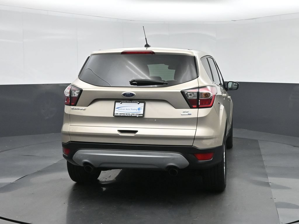 Used 2017 Ford Escape SE AWD/4WD image 6