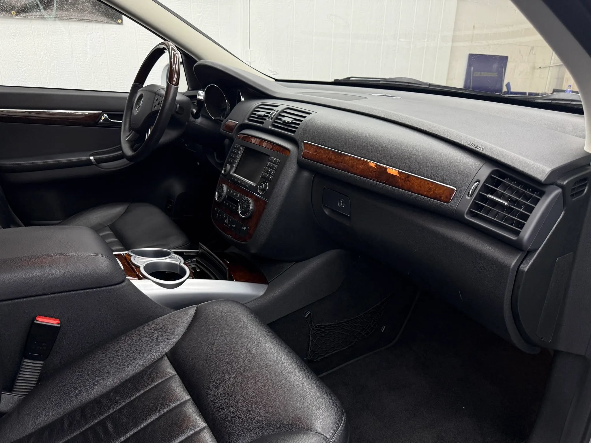 Used 2008 Mercedes-Benz R 320 CDI 4MATIC image 7
