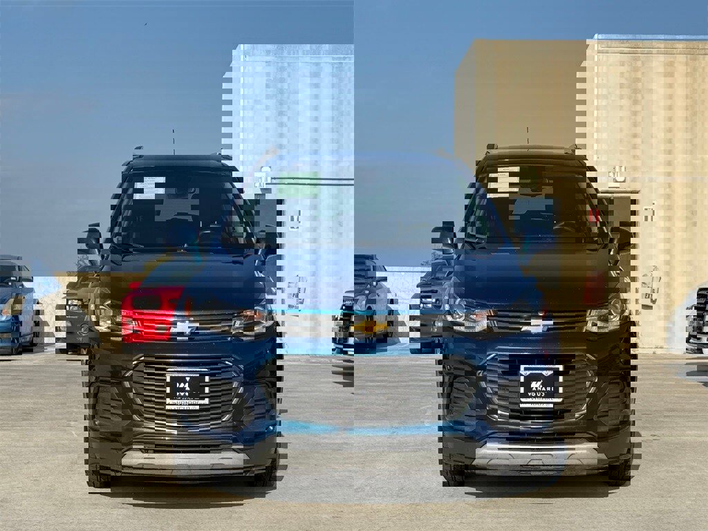 Used 2019 Chevrolet Trax LT w/ LT Convenience Package image 6