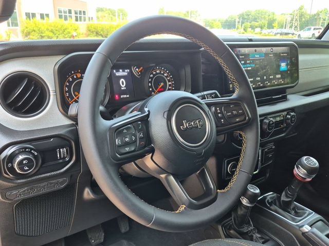 Used 2024 Jeep Gladiator Sport AWD/4WD image 31