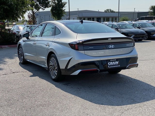 New 2025 Hyundai Sonata Limited image 5
