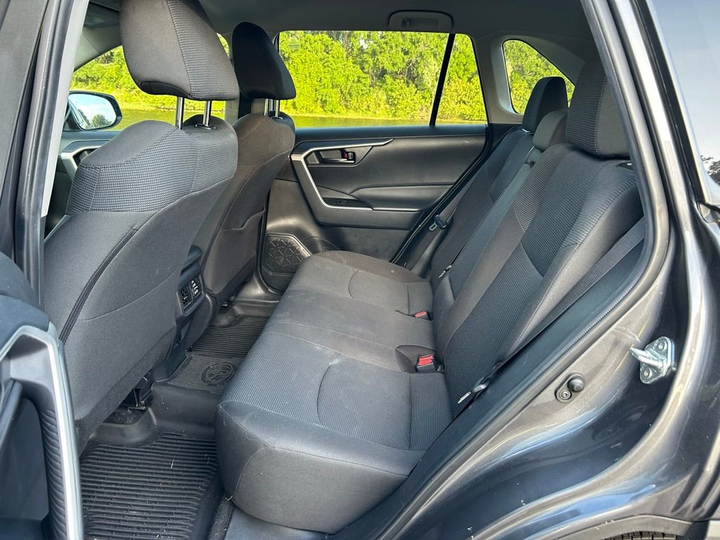 Used 2024 Toyota RAV4 LE AWD/4WD image 13