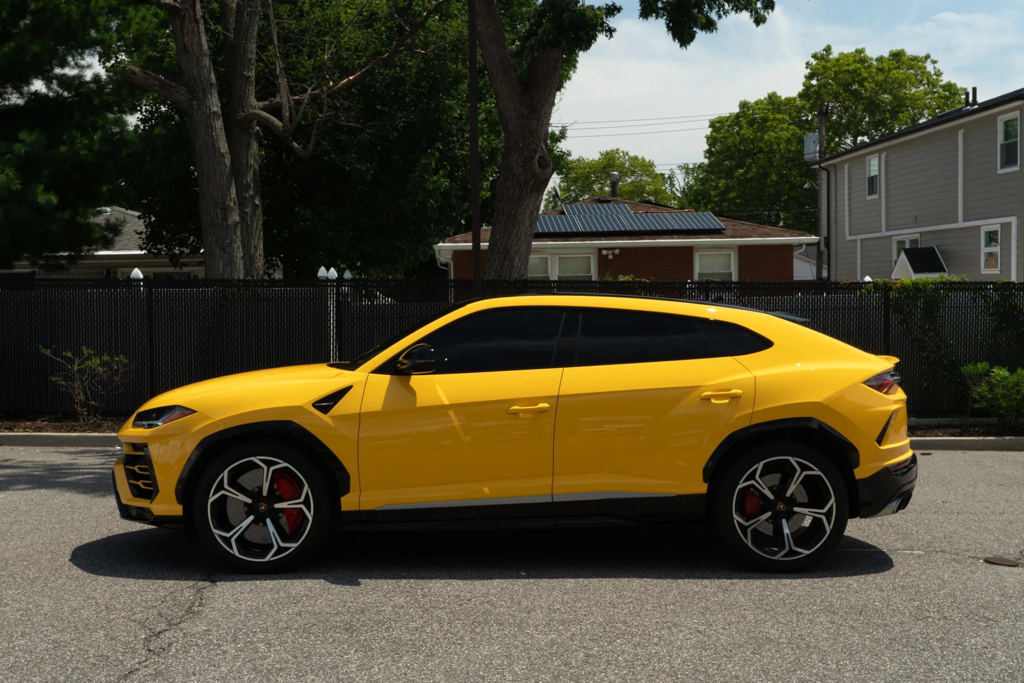 Used 2021 Lamborghini Urus AWD/4WD image 7