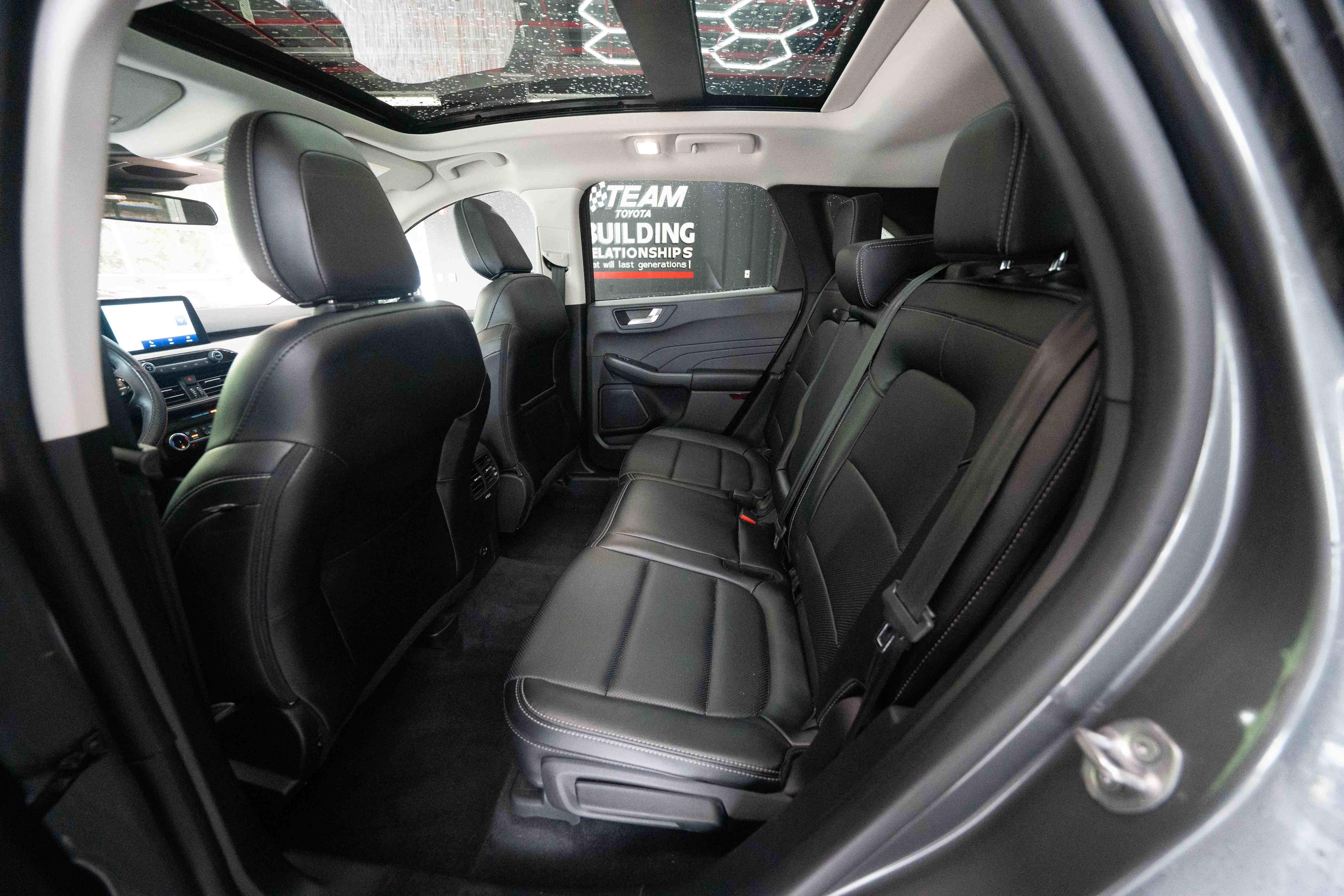 Used 2022 Ford Escape SEL AWD/4WD image 23