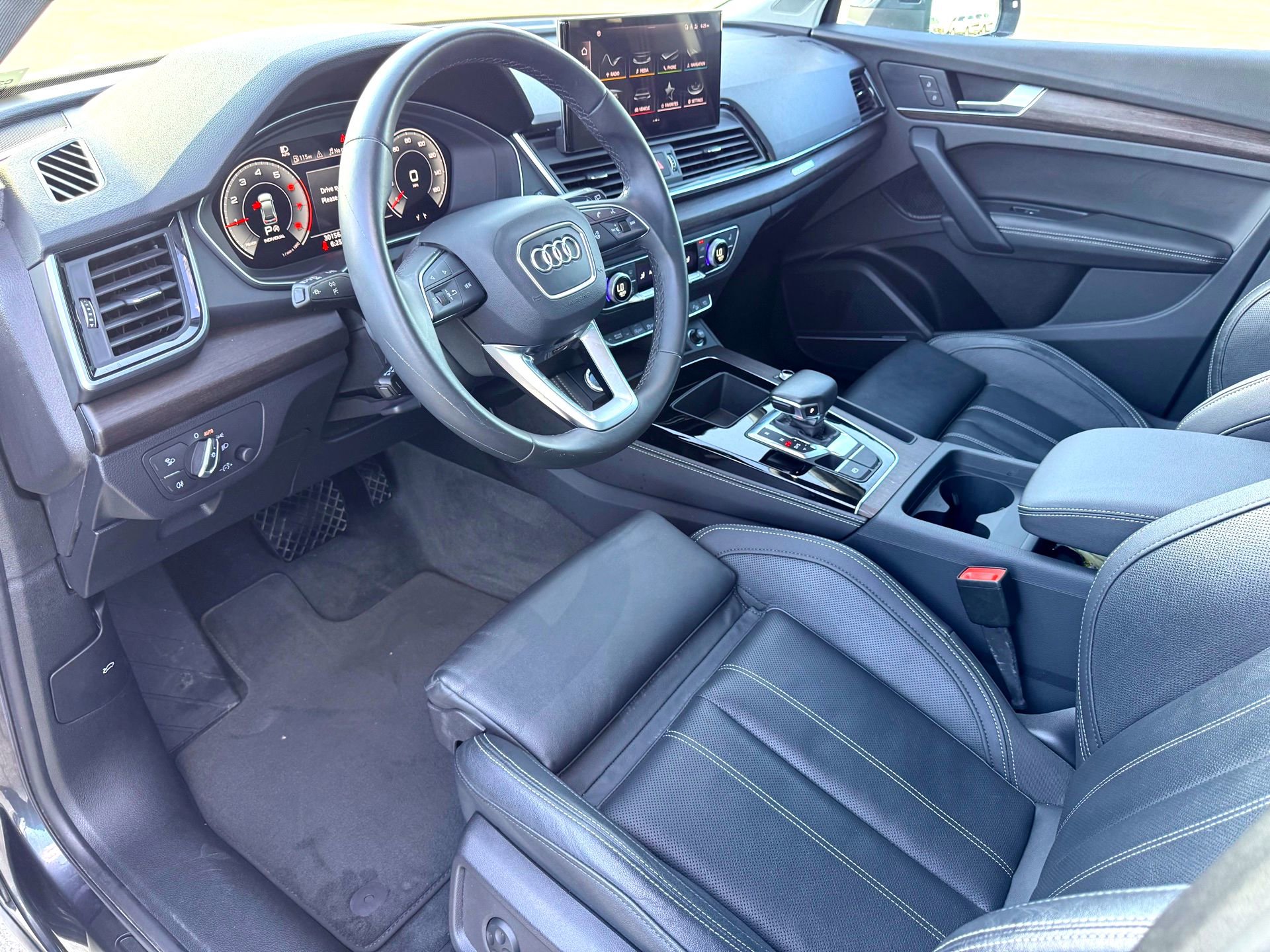 Used 2023 Audi Q5 2.0T Premium Plus w/ Premium Plus Package image 11