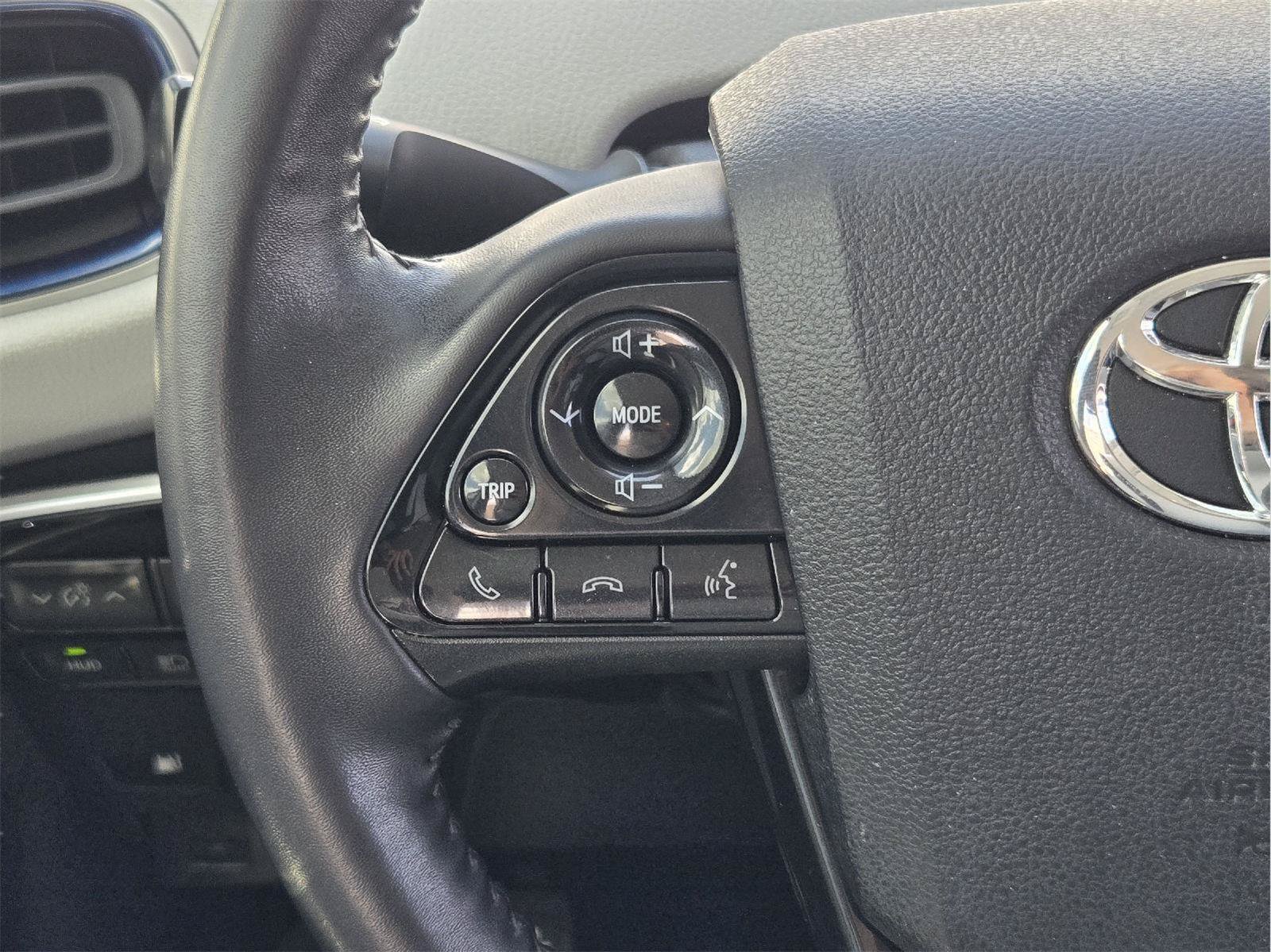 Used 2019 Toyota Prius Limited FWD image 25
