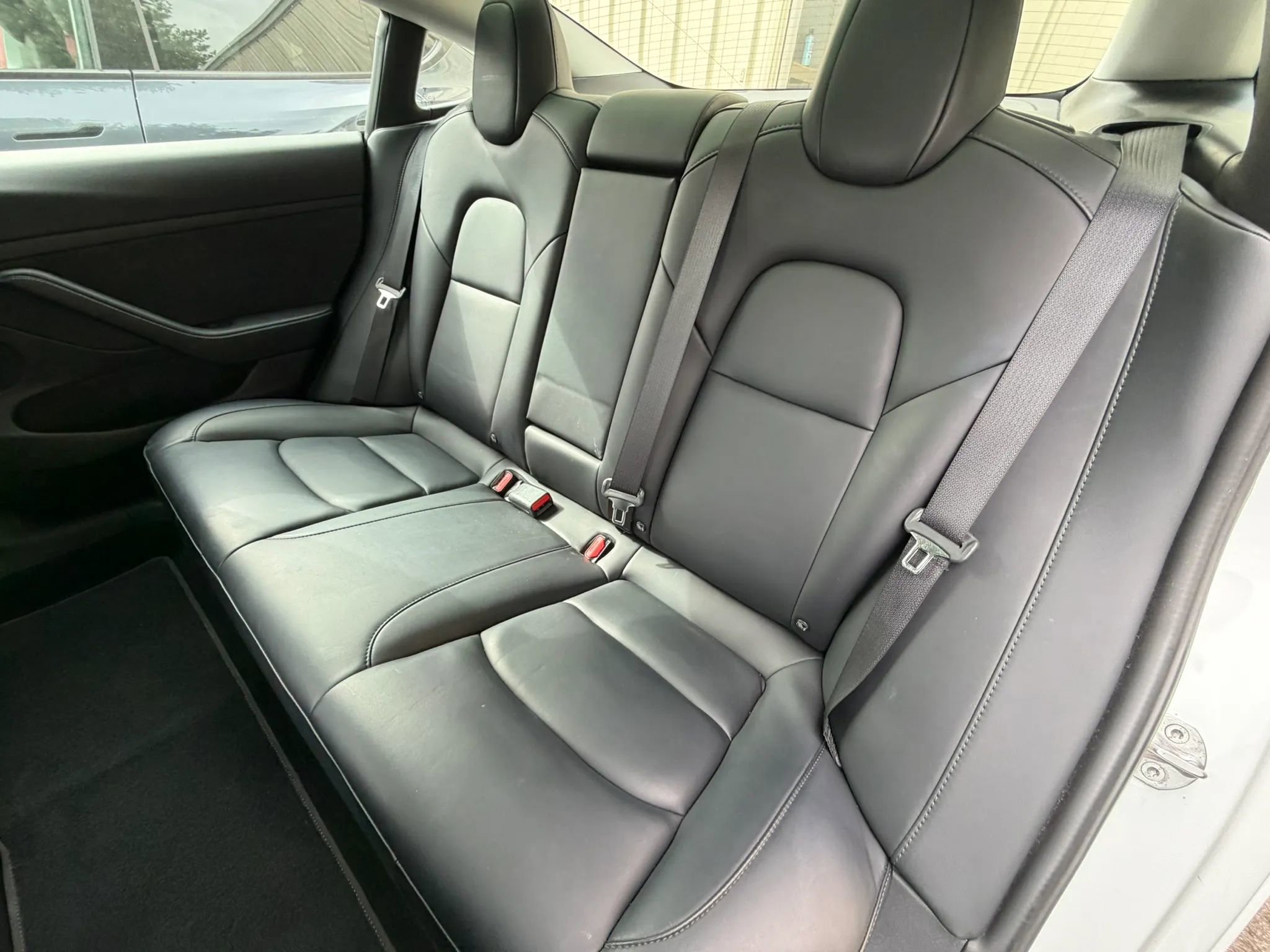 Used 2022 Tesla Model 3 Long Range image 9