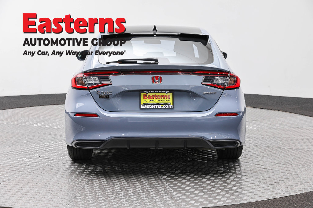 Used 2022 Honda Civic Sport image 8