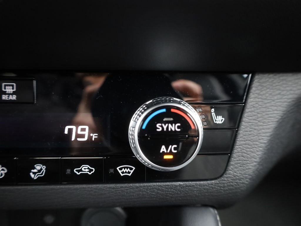 New 2025 Mitsubishi Outlander SEL Black Edition image 48