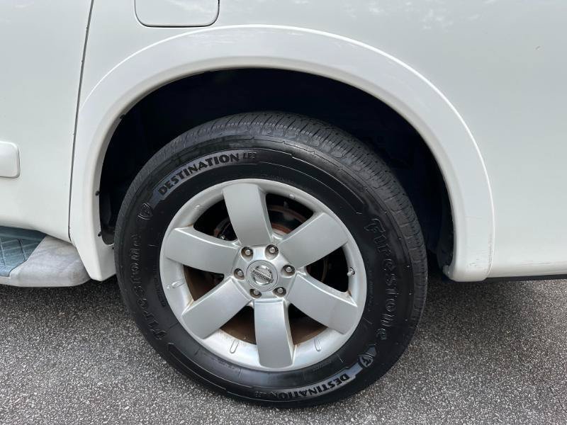 Used 2010 Nissan Armada Titanium w/ DVD Entertainment Pkg RWD image 10