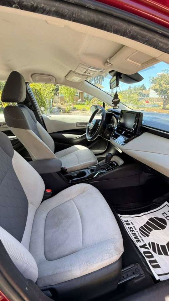 Used 2022 Toyota Corolla LE FWD image 7