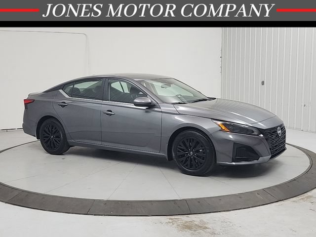 New 2026 Nissan Altima 2.5 SV w/ SV Special Edition Package FWD image 1