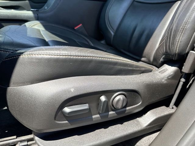 Used 2018 Chevrolet Traverse Premier w/ LPO, 'HIT The Road' Package AWD/4WD image 12
