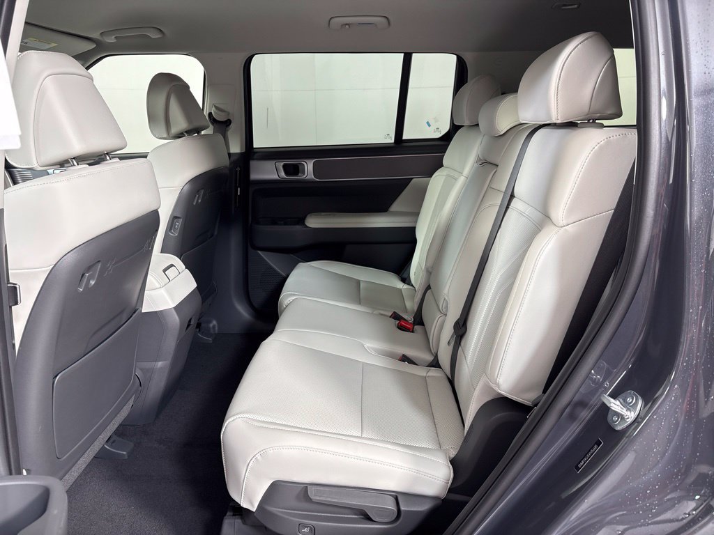 New 2027 Hyundai Santa Fe SEL FWD image 19